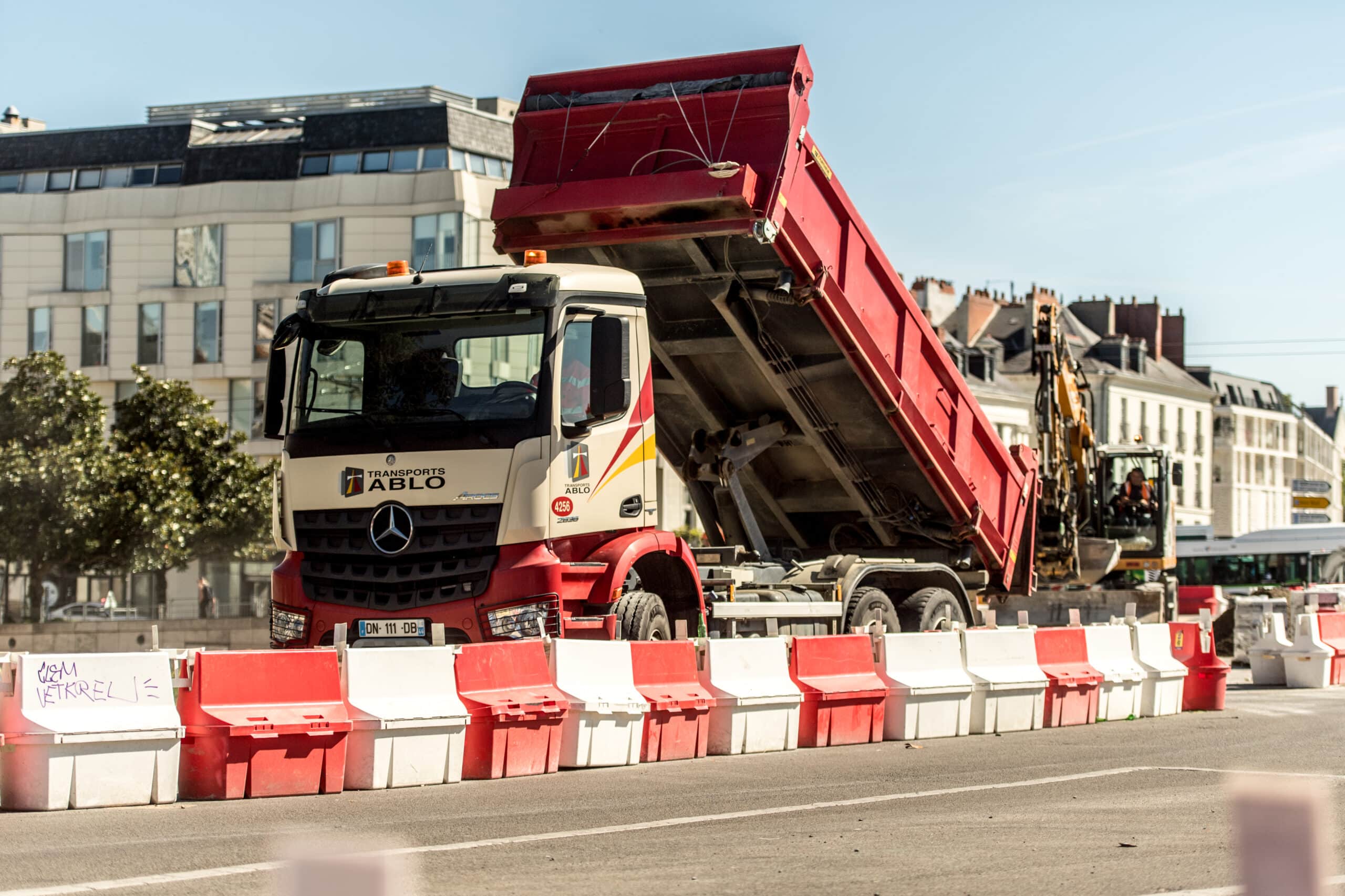 Camion TP - Bâtiments et travaux publics